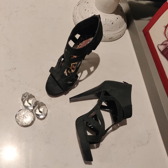 🛍️Heels - Picture 3 of 10